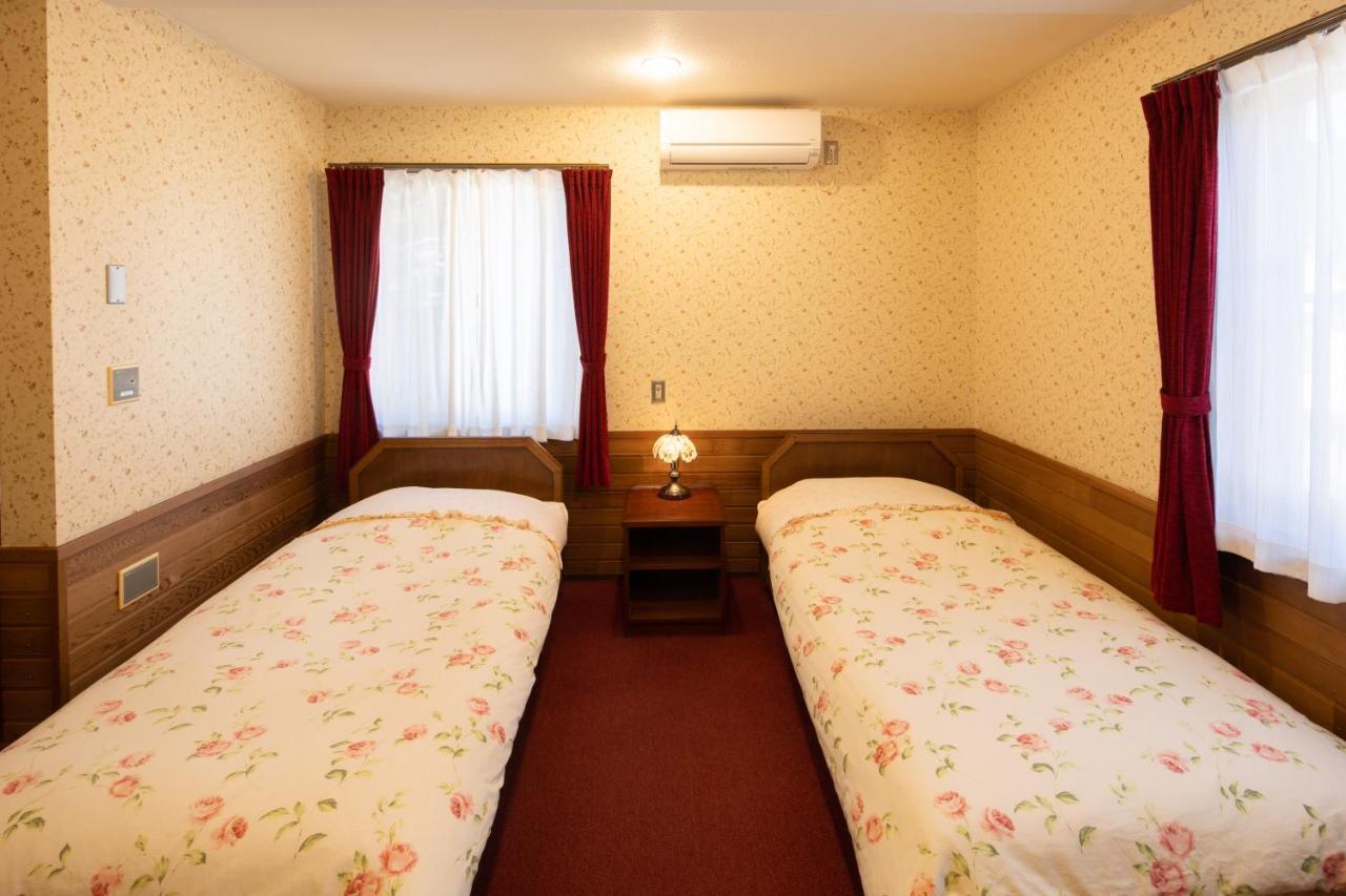 Pension Candytuft Karuizawa Exterior photo